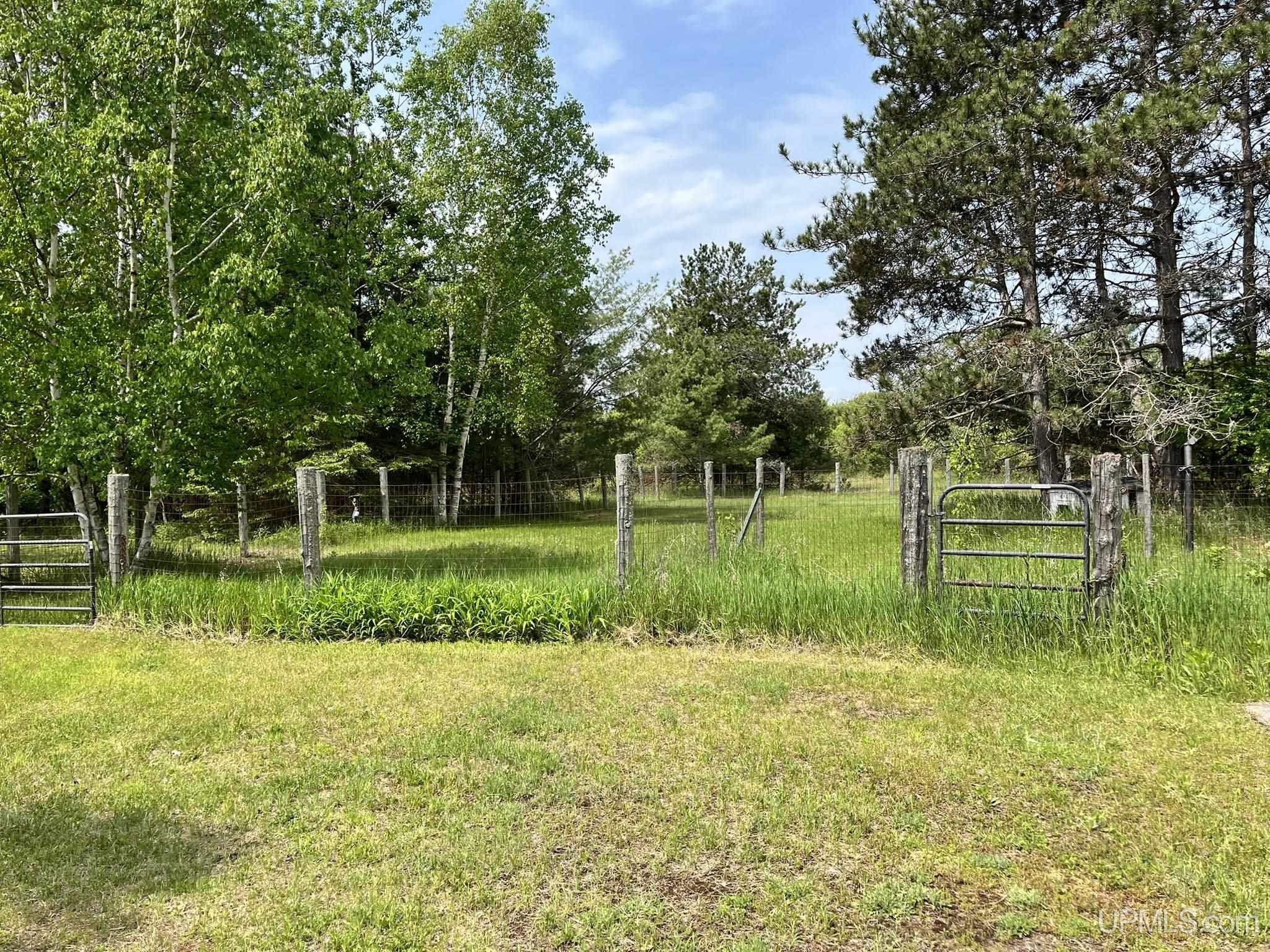 943 Shunk Road Manistique, MI 49854 - Photo 35 of 43 Gallery Image 35