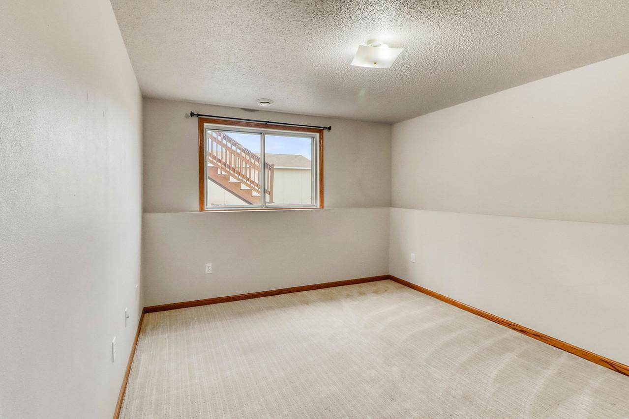 910 35th Avenue South Moorhead, MN 56560 - Photo 31 of 44