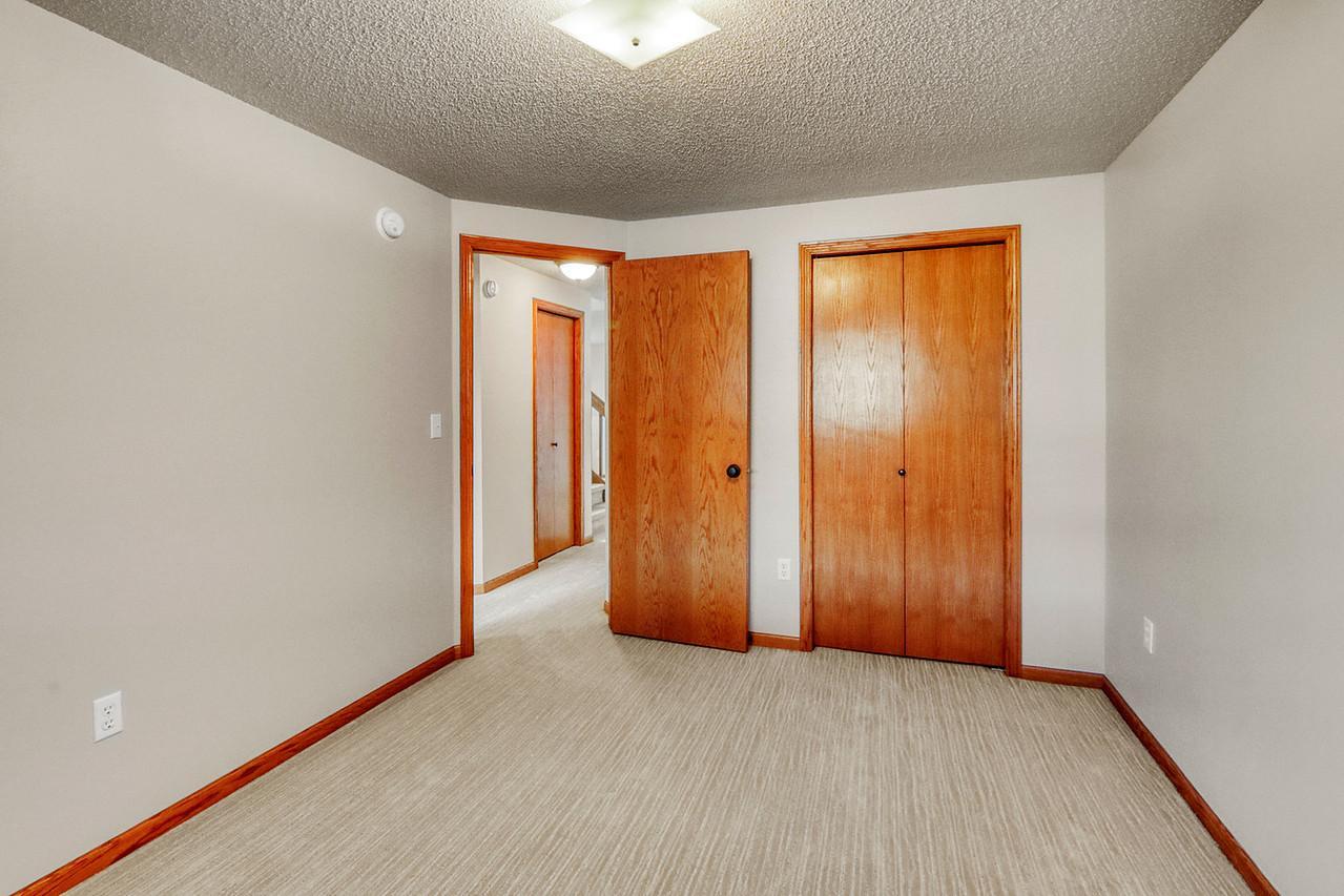 910 35th Avenue South Moorhead, MN 56560 - Photo 34 of 44