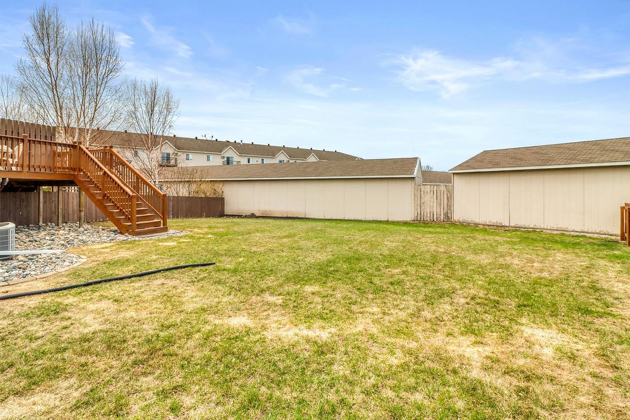 910 35th Avenue South Moorhead, MN 56560 - Photo 41 of 44