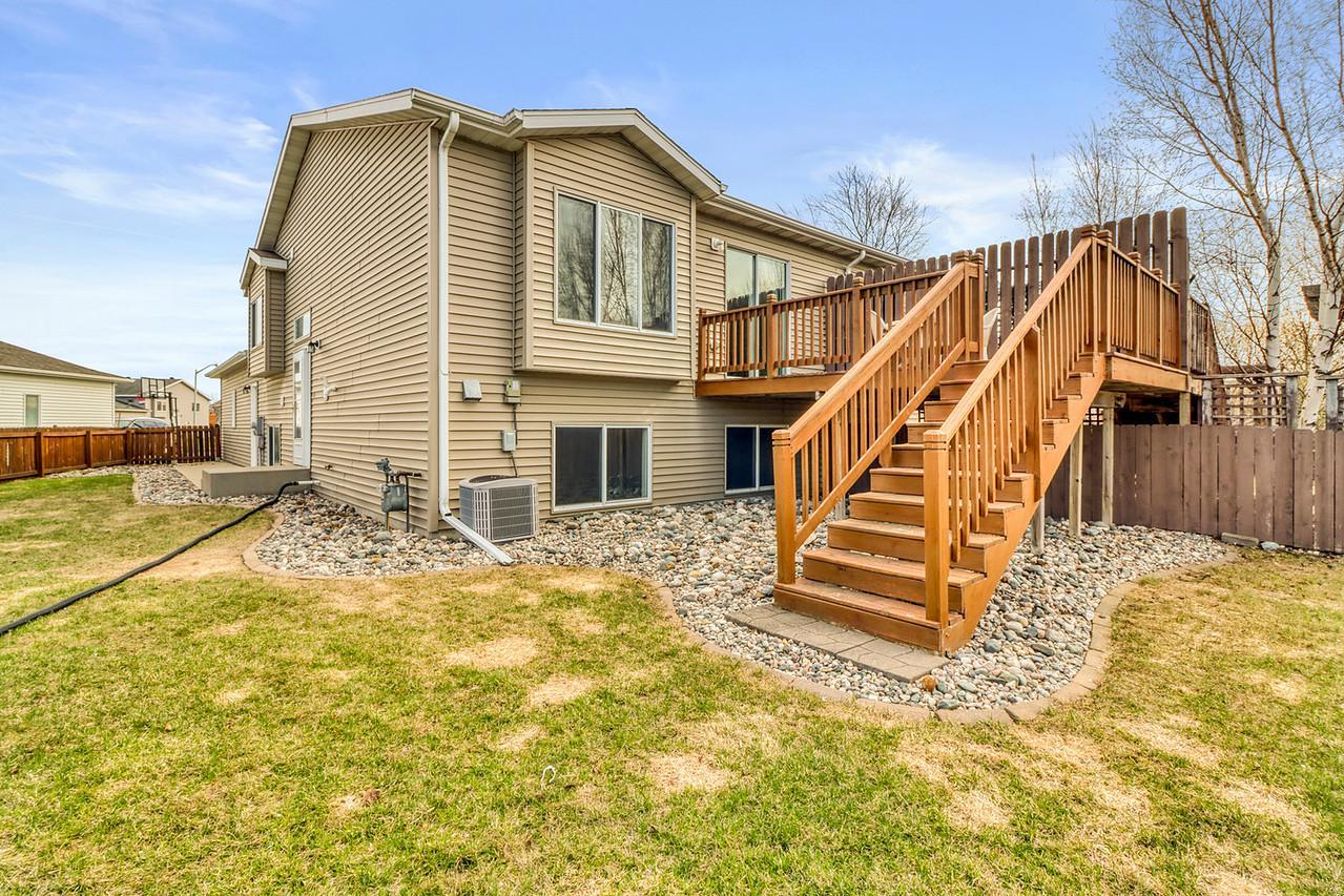 910 35th Avenue South Moorhead, MN 56560 - Photo 42 of 44