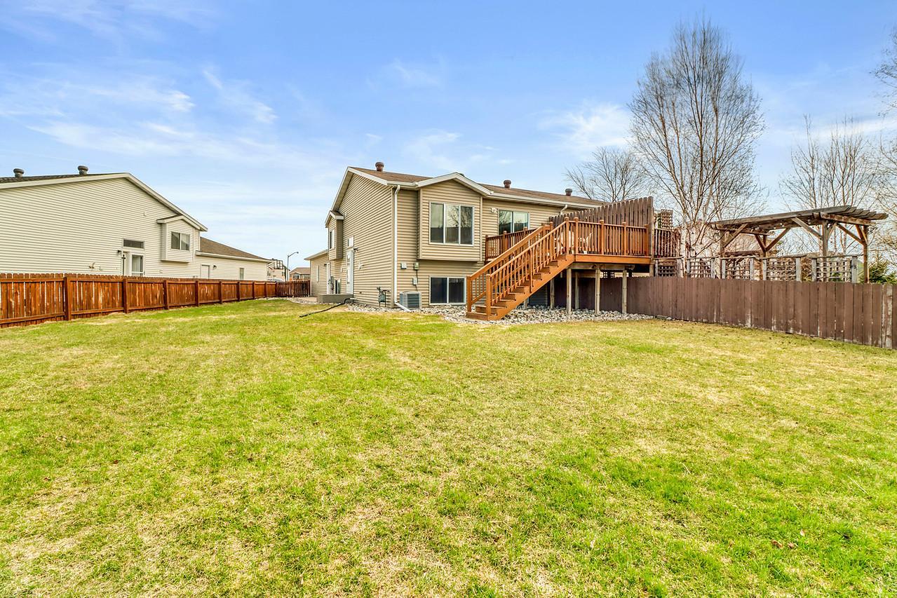 910 35th Avenue South Moorhead, MN 56560 - Photo 43 of 44