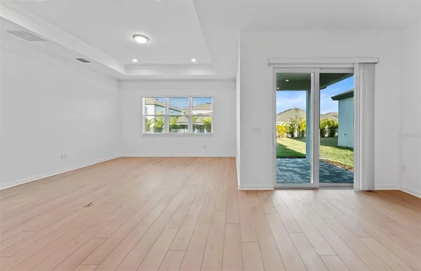 $591,520 | 5282 Wolf Crk Drive, Apollo Beach, FL 33572