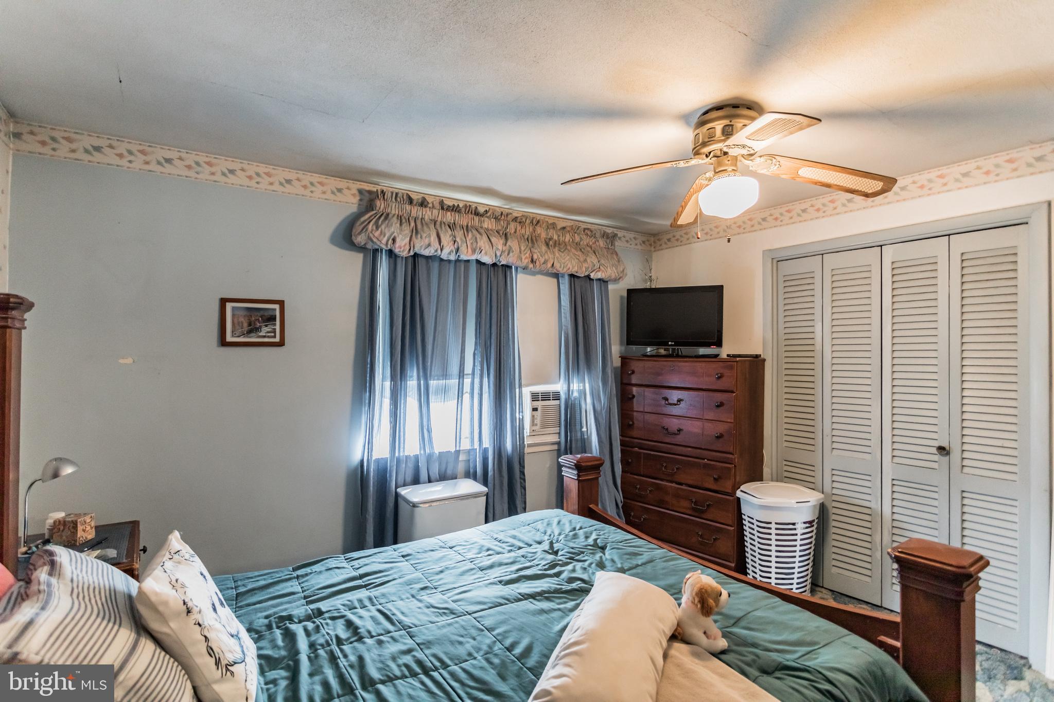 3314 Decatur Street Philadelphia, PA 19136 - Photo 11 of 20 Primary Bedroom