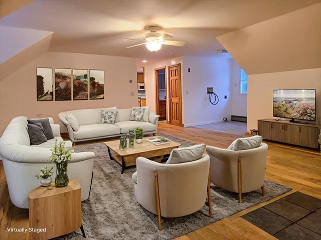 $1,775 | 17 Diamond Hill Road, Unit B, Jefferson, MA 01522