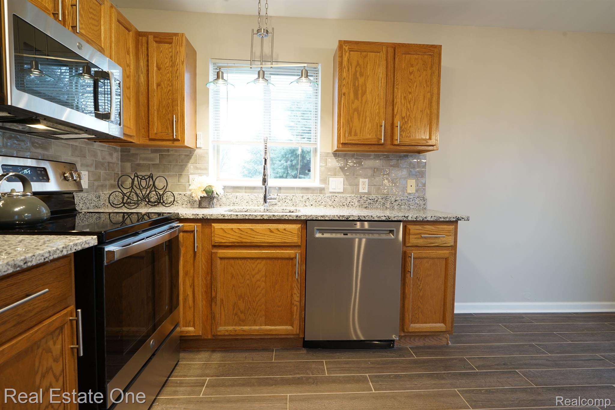 18530 East 14 Mile Road, Unit A2 Fraser, MI 48026 - Photo 8 of 34 Gallery Image 8