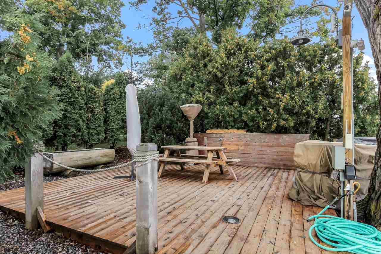 8179 East Shore Road Traverse City, MI 49686 - Photo 11 of 76 1872313-10.JPG