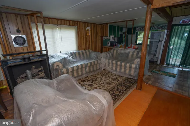 $114,000 | 633 Spring Glade Road, Oakland, MD 21550