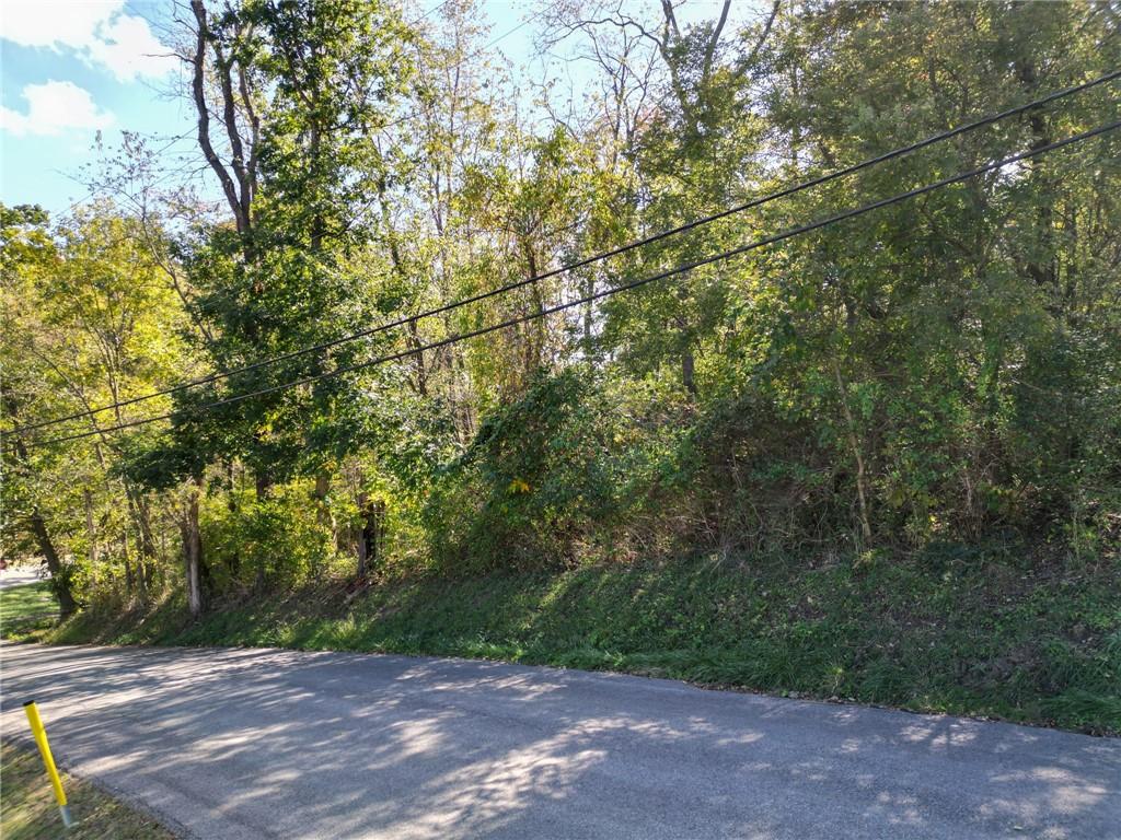 3400 Conway Wallrose Road Sewickley, PA 15143 - Photo 13 of 14 a view of outdoor space and yard