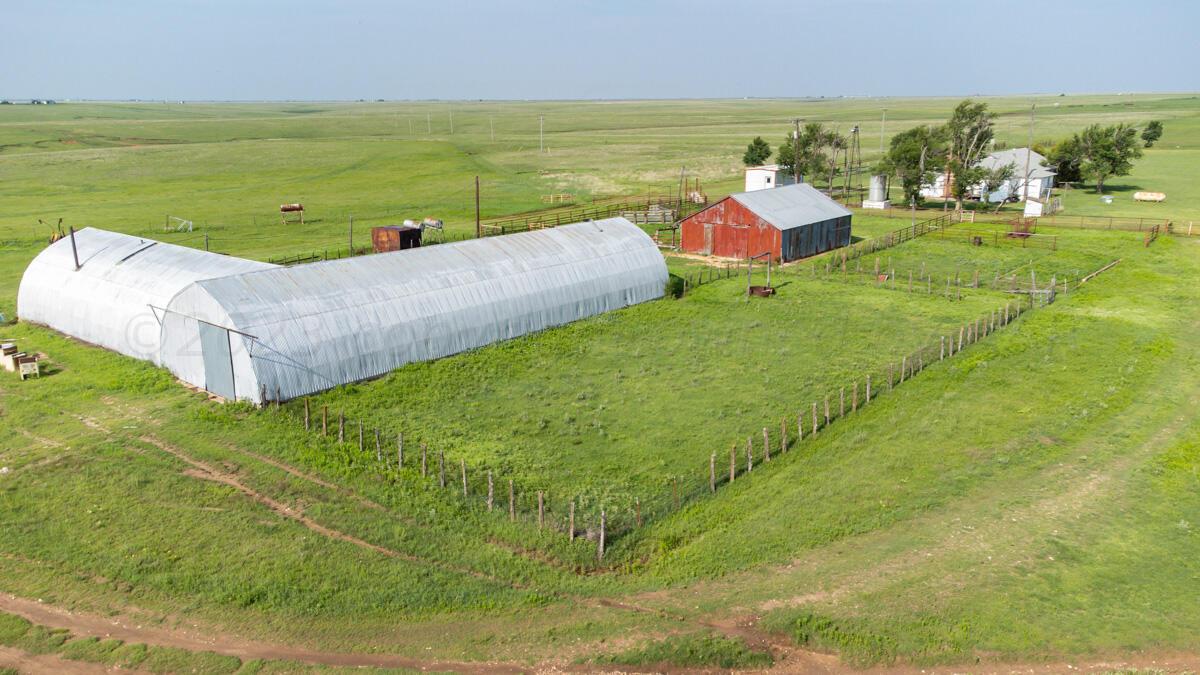 Bean Ranch Miami, TX 79059 - Photo 10 of 50 Bean_Ranch_009_Aerial_Barn