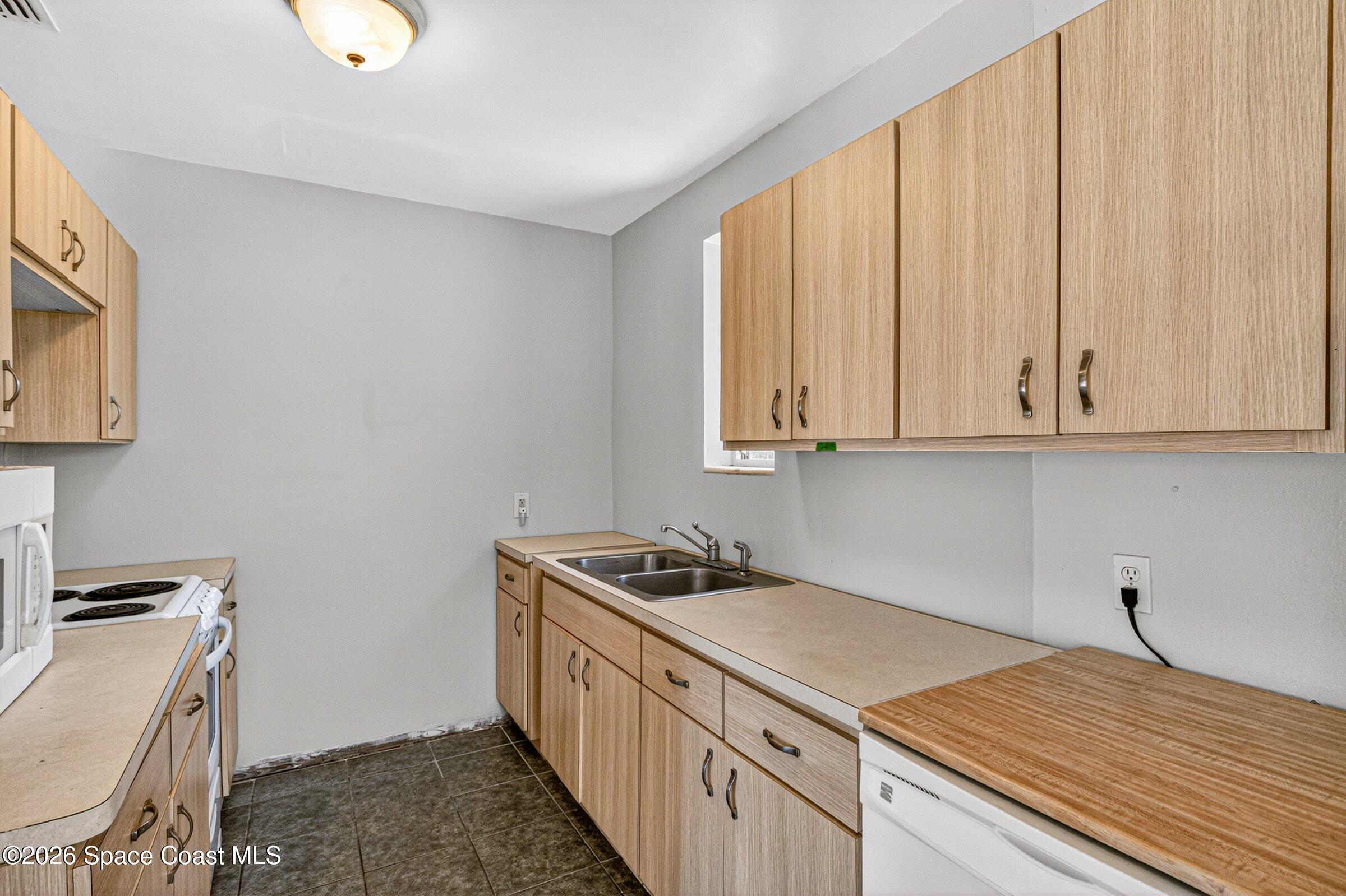 3318 Purdue Street Melbourne, FL 32901 - Photo 12 of 68 34-3318-Perdue-220