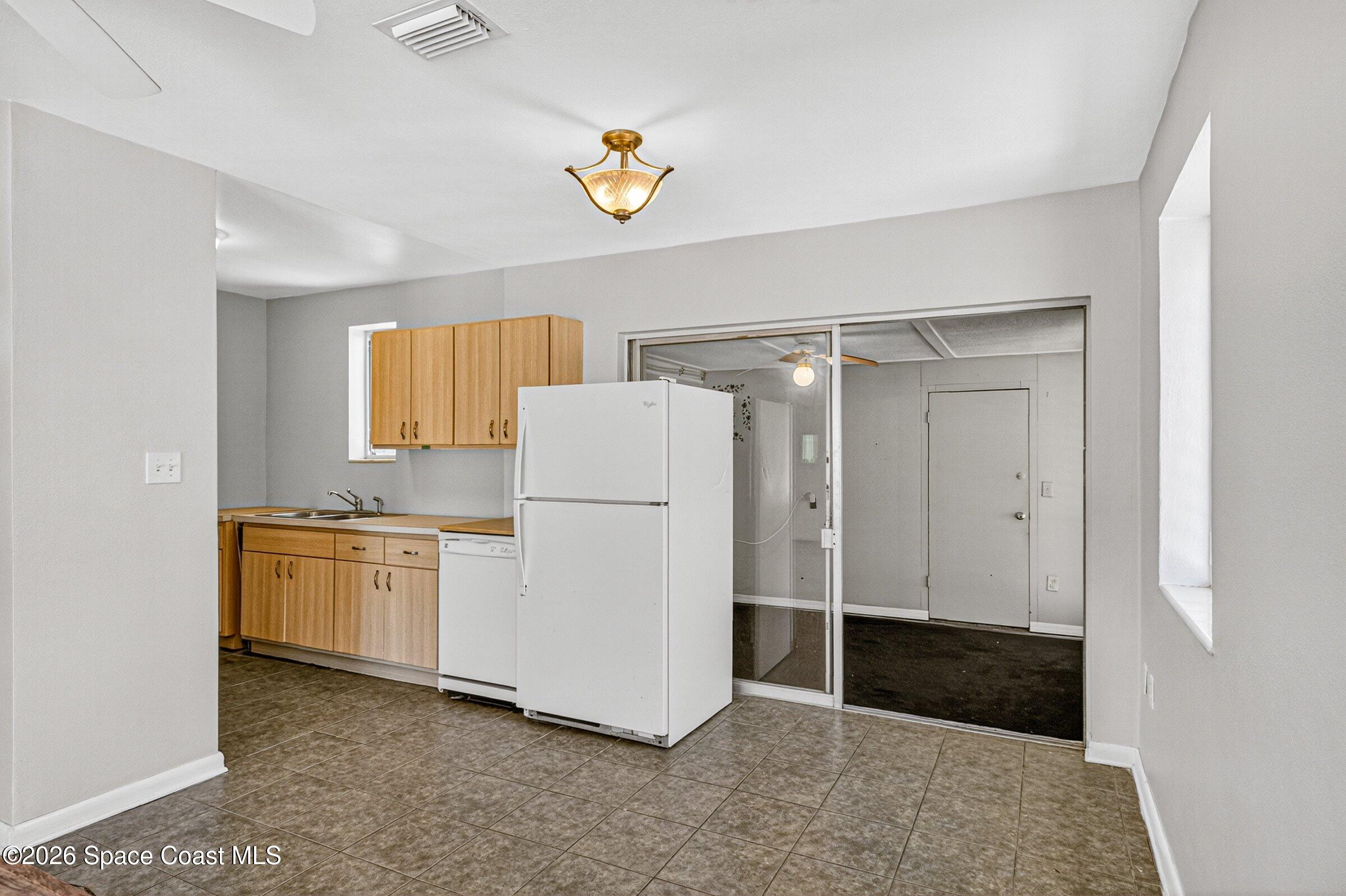 3318 Purdue Street Melbourne, FL 32901 - Photo 10 of 68 31-3318-Perdue-217