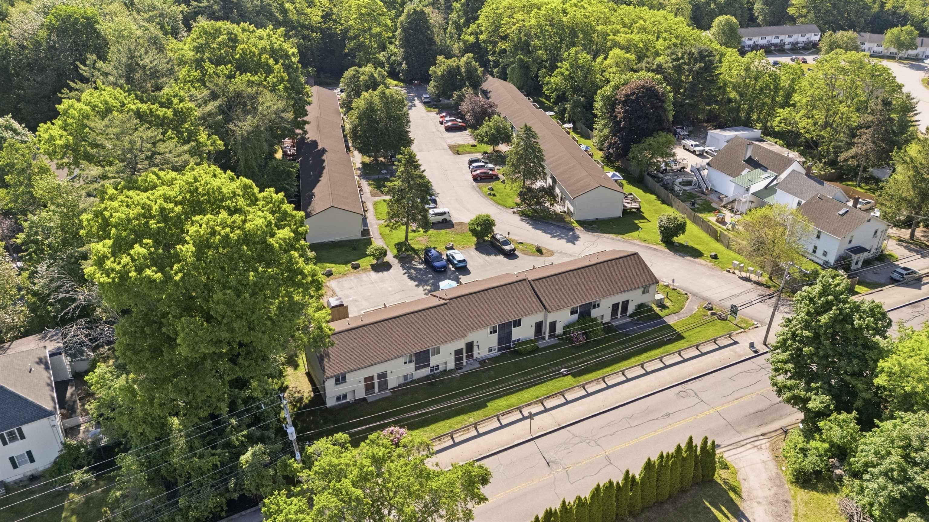 897 Mammoth Road, Unit 8 Manchester, NH 03104 - Photo 40 of 48