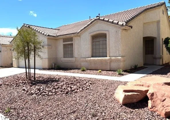 $475,000 | 7545 Coral River Drive, Las Vegas, NV 89131