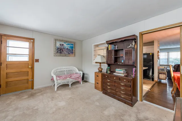 $249,900 | 732 Whitney Avenue, Winthrop Harbor, IL 60096