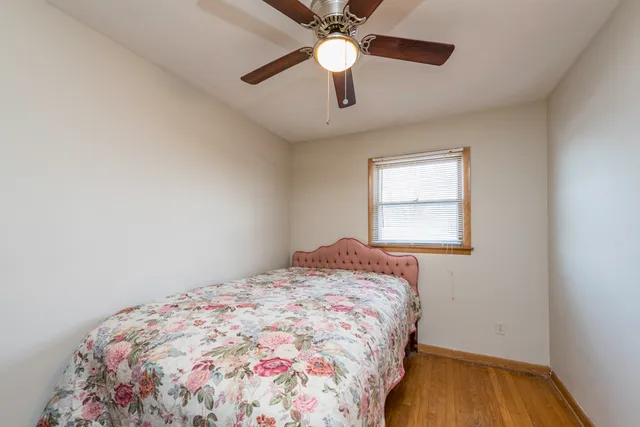 $249,900 | 732 Whitney Avenue, Winthrop Harbor, IL 60096