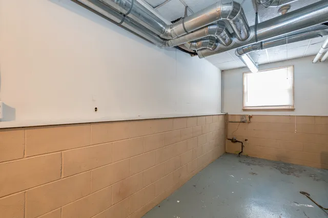 $249,900 | 732 Whitney Avenue, Winthrop Harbor, IL 60096