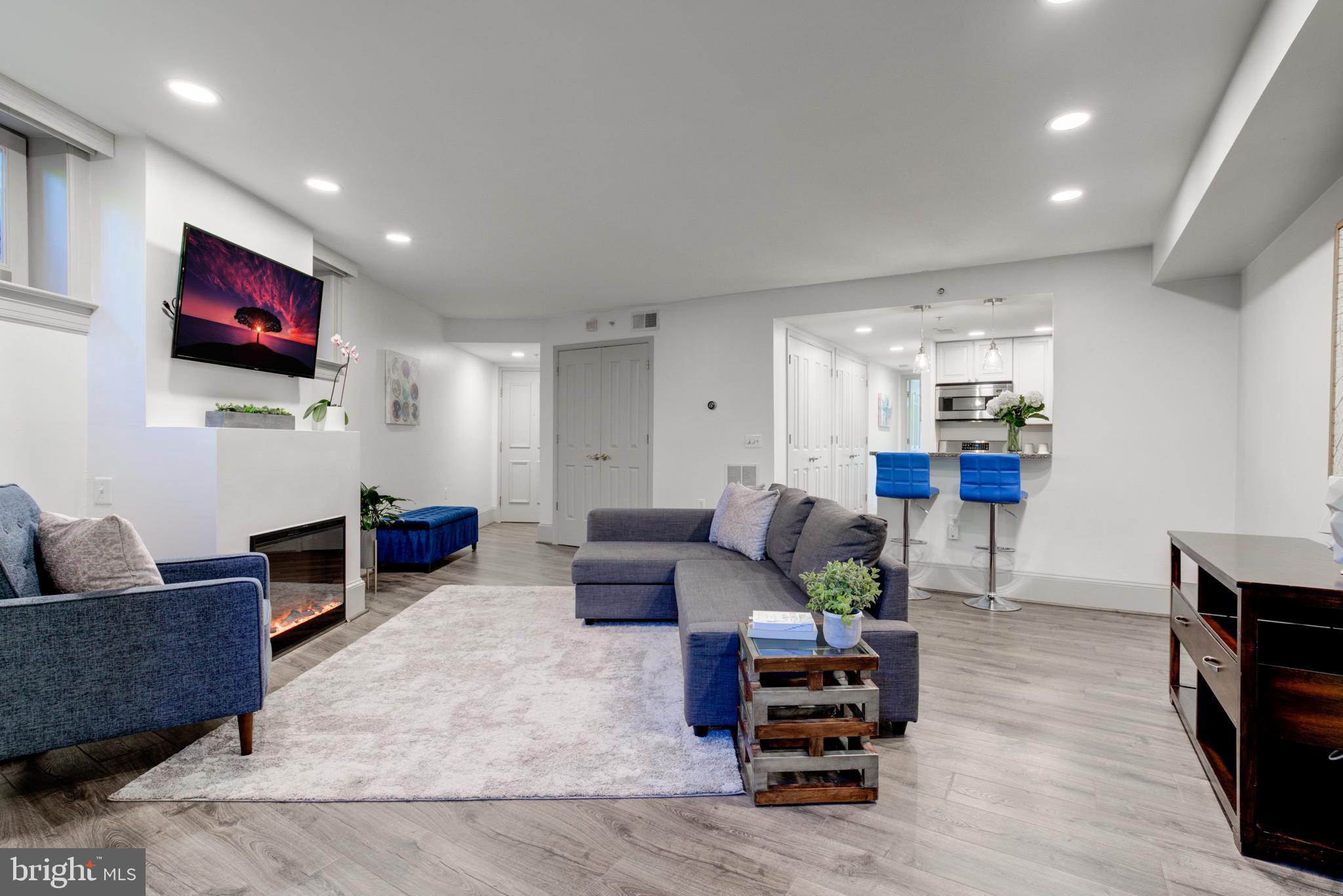 20 Logan Circle Northwest, Unit LL3 Washington, DC 20005 - Photo 4 of 17 Open Concept Living