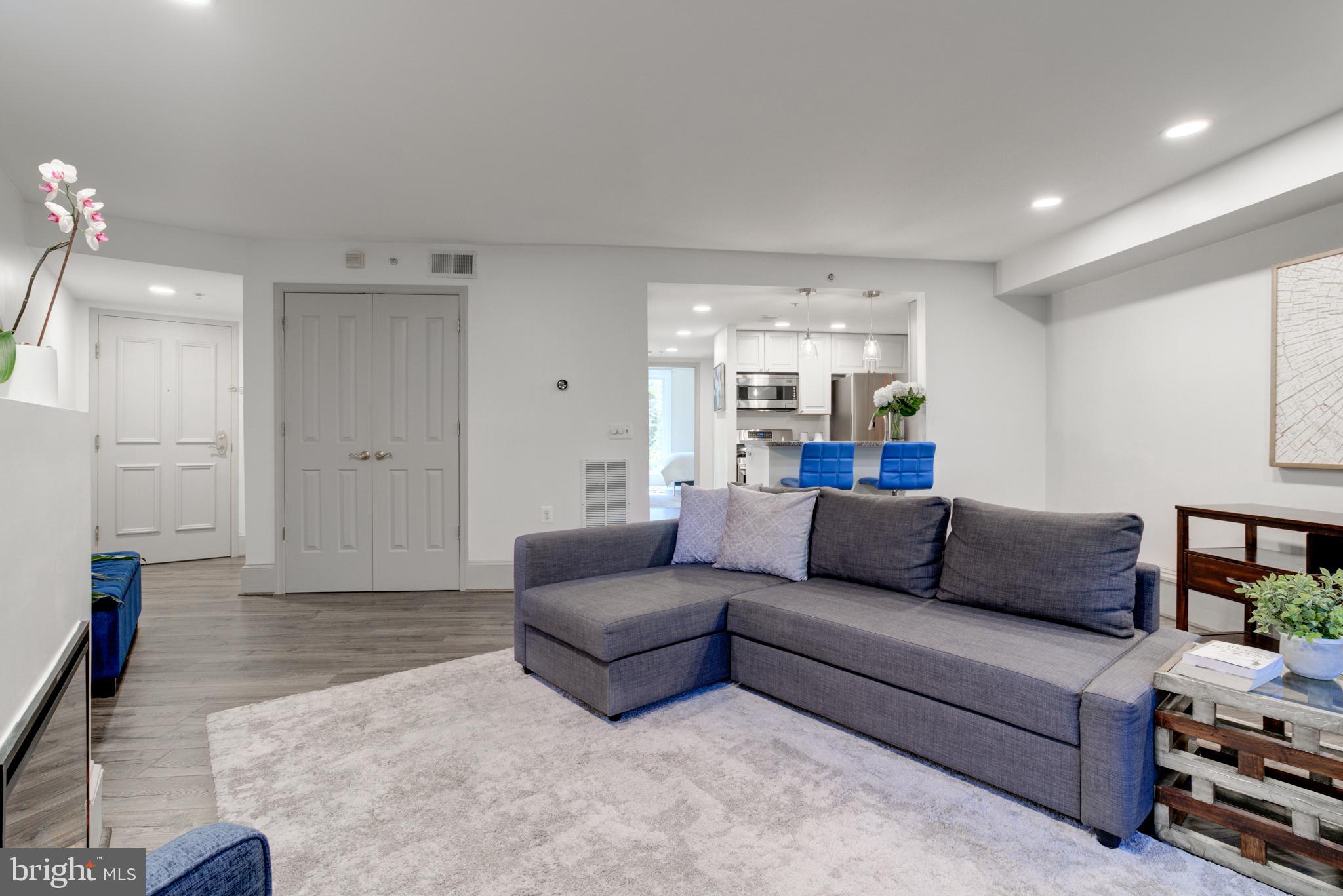 20 Logan Circle Northwest, Unit LL3 Washington, DC 20005 - Photo 5 of 17 Entrance Foyer and Coat Closet