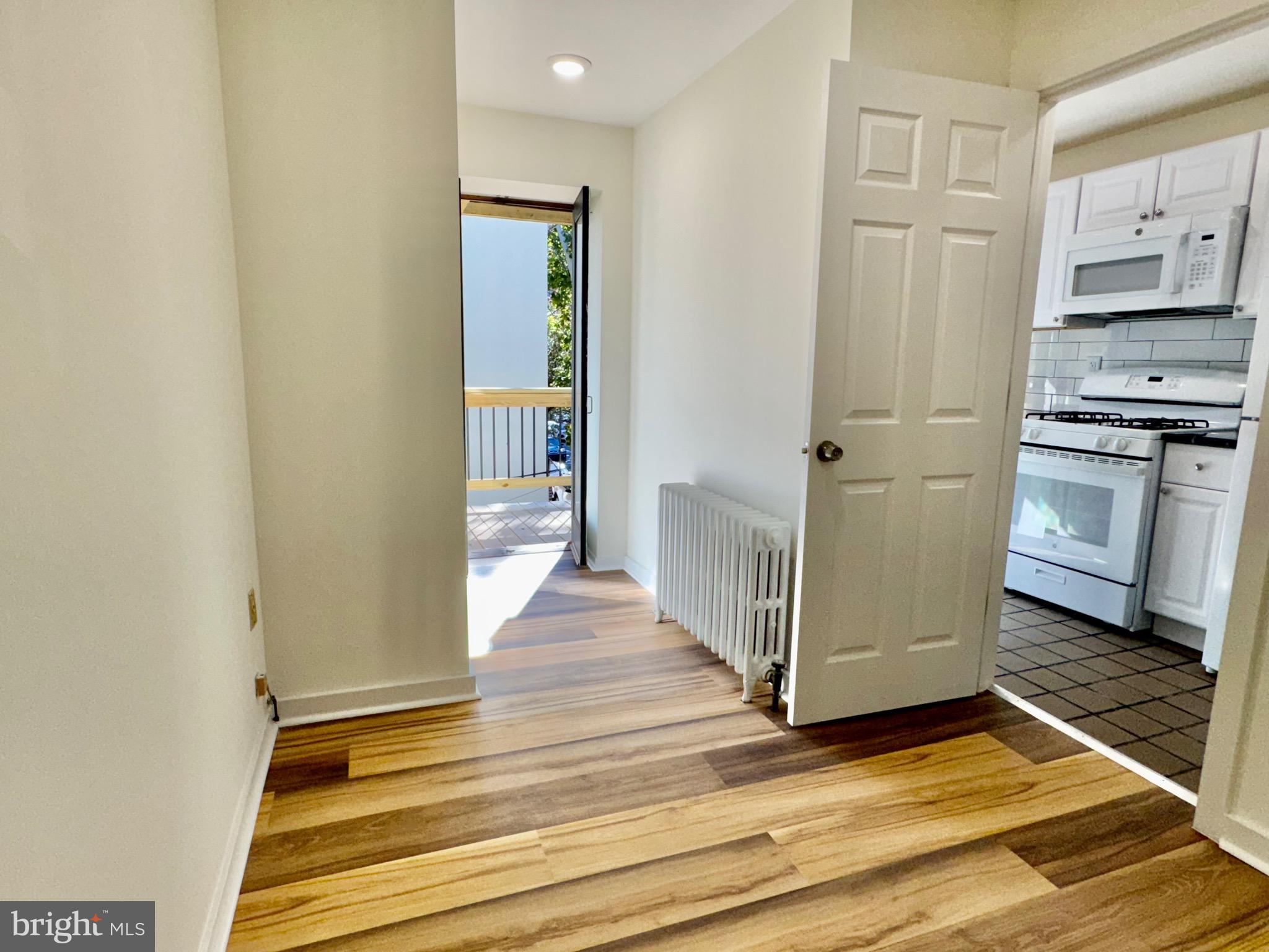 2148 Green Street, Unit 2 Philadelphia, PA 19130 - Photo 11 of 28