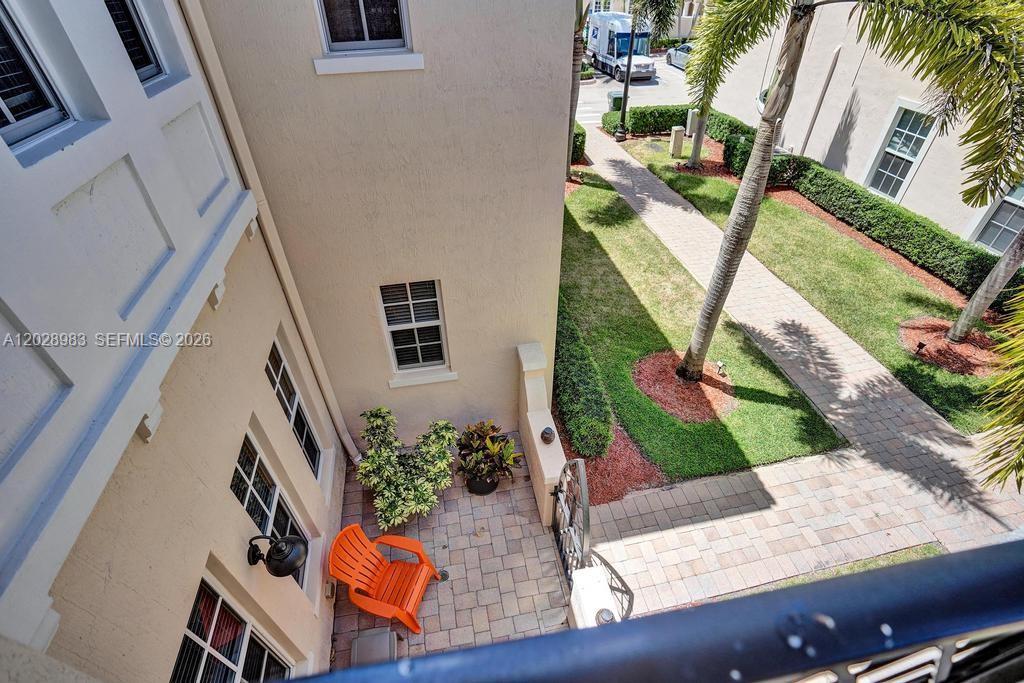 823 Northwest 82nd Lane Boca Raton, FL 33487 - Photo 55 of 105