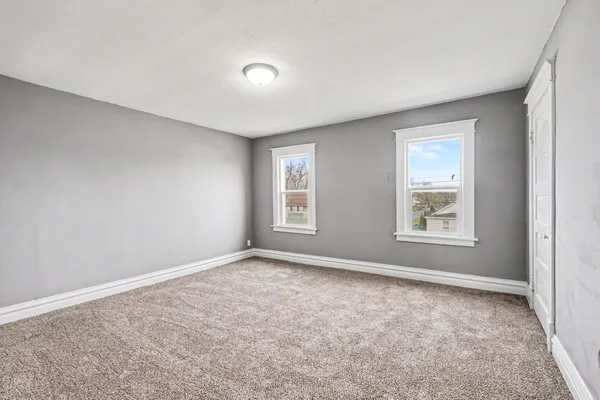 $199,900 | 2008 East Stockbridge Avenue, Kalamazoo, MI 49001