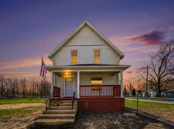 $199,900 | 2008 East Stockbridge Avenue, Kalamazoo, MI 49001