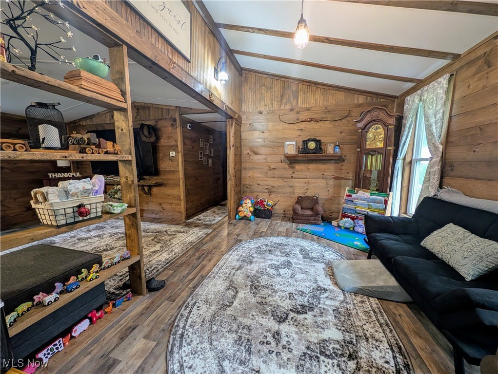 693 Nebo Walker Road Nebo, WV 25141 - Photo 7 of 32