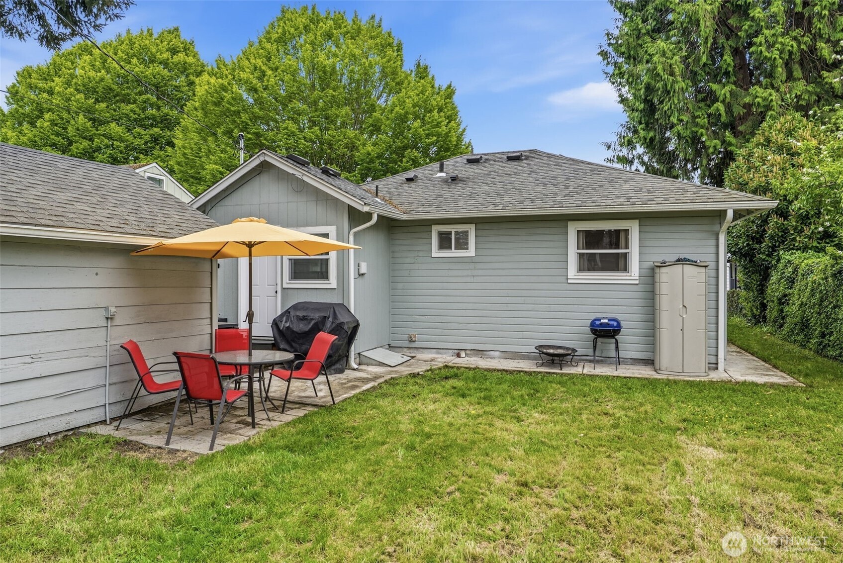 2828 Fir Street Longview, WA 98632 - Photo 18 of 18 a view of house with backyard and sitting area