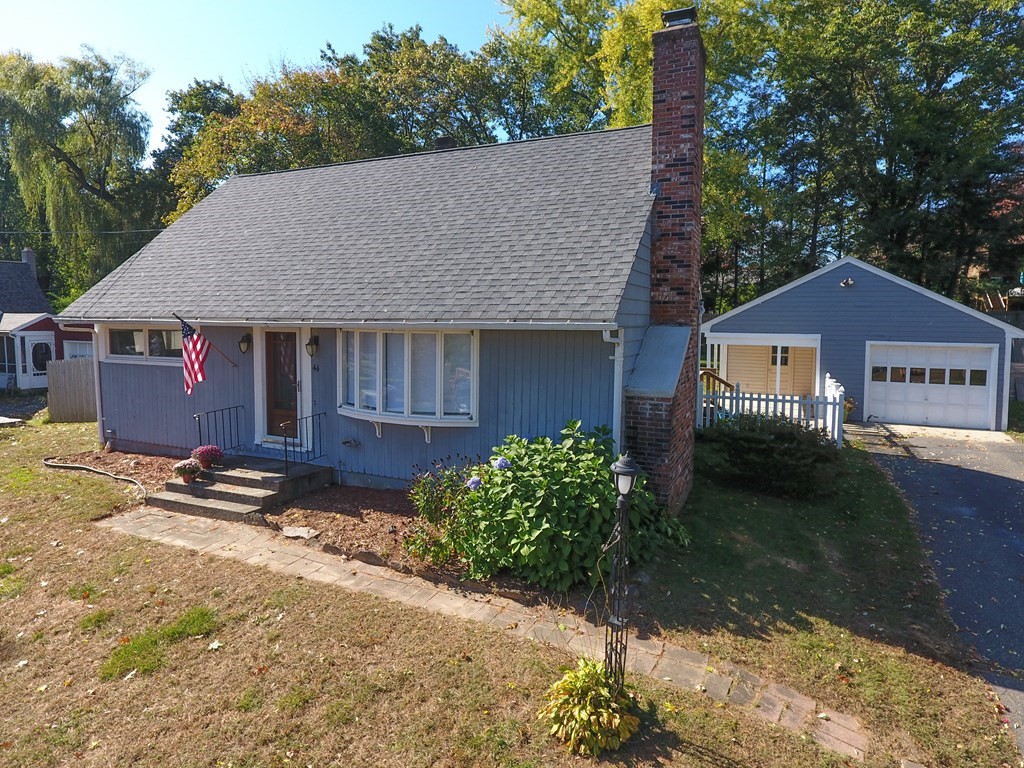 44 Searle Road South Hadley, MA 01075 - Photo 1 of 38 Gallery Image 1
