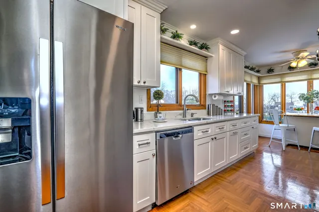 $479,000 | 690 Forest Road, Unit 501, West Haven, CT 06516