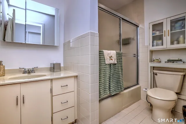 $479,000 | 690 Forest Road, Unit 501, West Haven, CT 06516