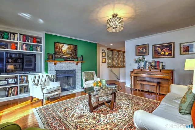 $479,000 | 690 Forest Road, Unit 501, West Haven, CT 06516