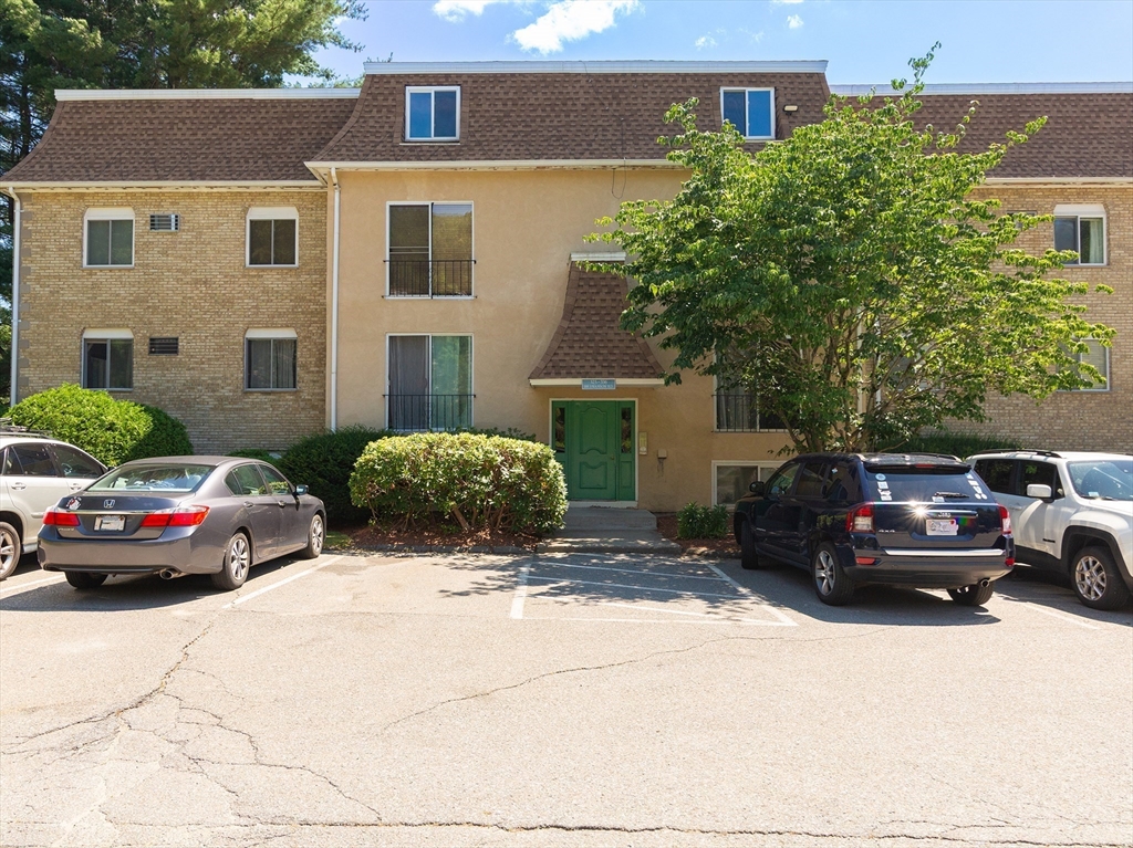 188 Swanson Road, Unit 325 Boxborough, MA 01719 - Photo 2 of 41 Gallery Image 2