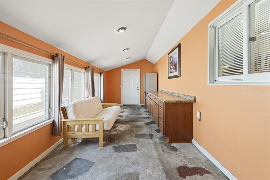 359 Granby Road Chicopee, MA 01013 - Photo 27 of 33
