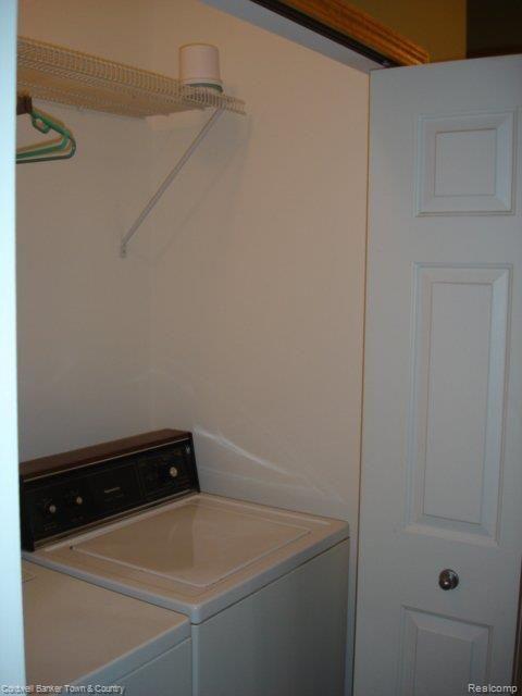 8485 Schrepfer Road Howell, MI 48855 - Photo 10 of 22 Hall Laundry