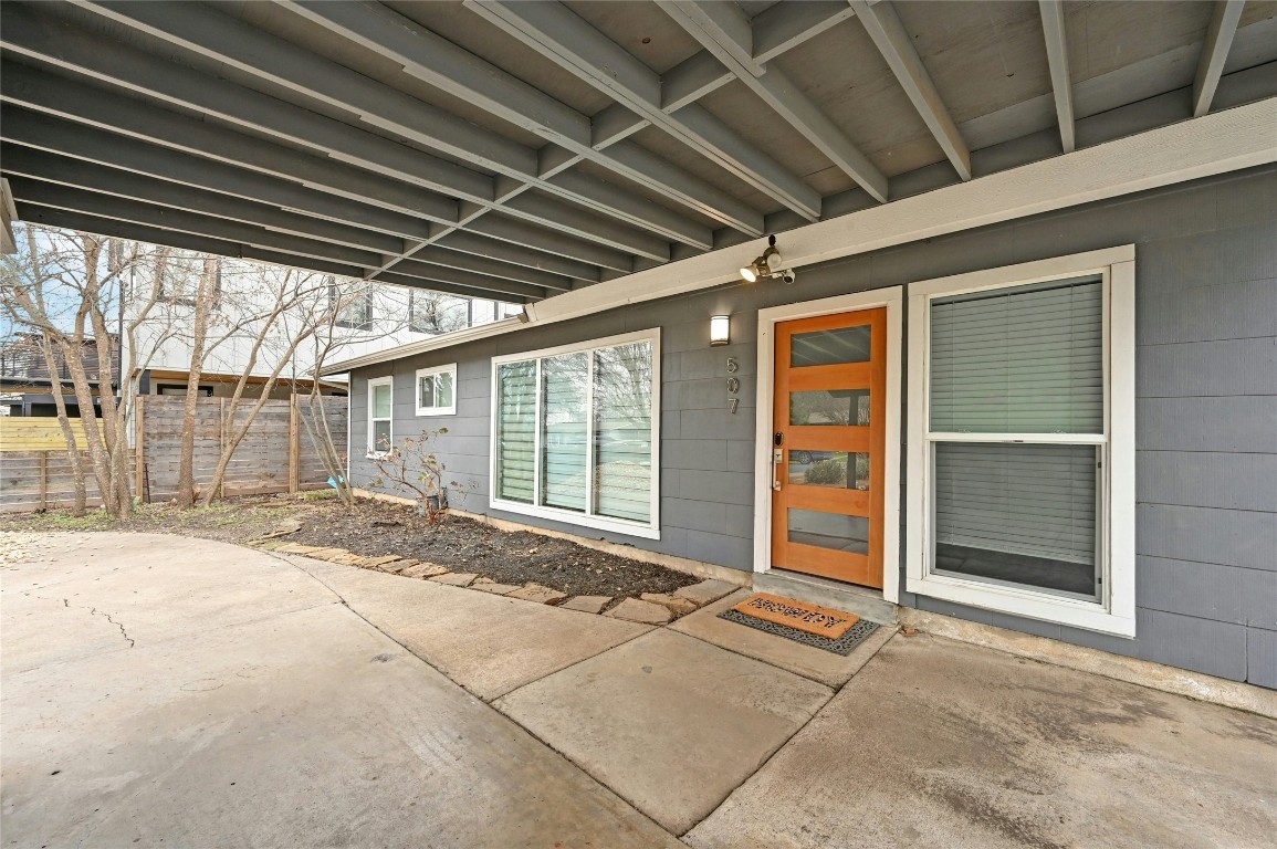 507 Krebs Lane Austin, TX 78704 - Photo 3 of 25