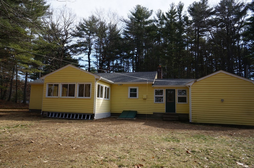75 Hiley Brook Road Stow, MA 01775 - Photo 17 of 20