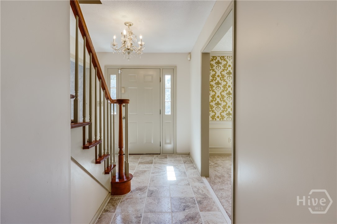 100 Robin Road Athens, GA 30605 - Photo 3 of 47