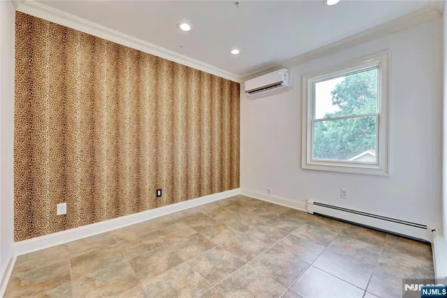 $799,000 | 406 Dixie Avenue, Hawthorne, NJ 07506