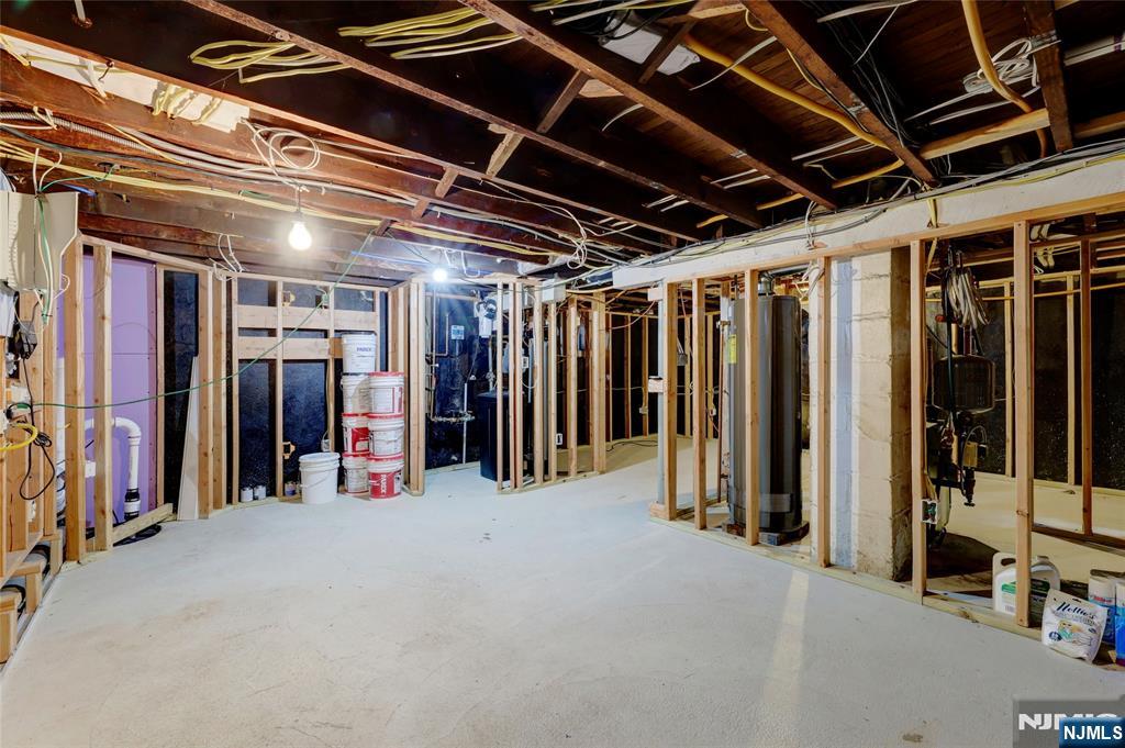 406 Dixie Avenue Hawthorne, NJ 07506 - Photo 46 of 48