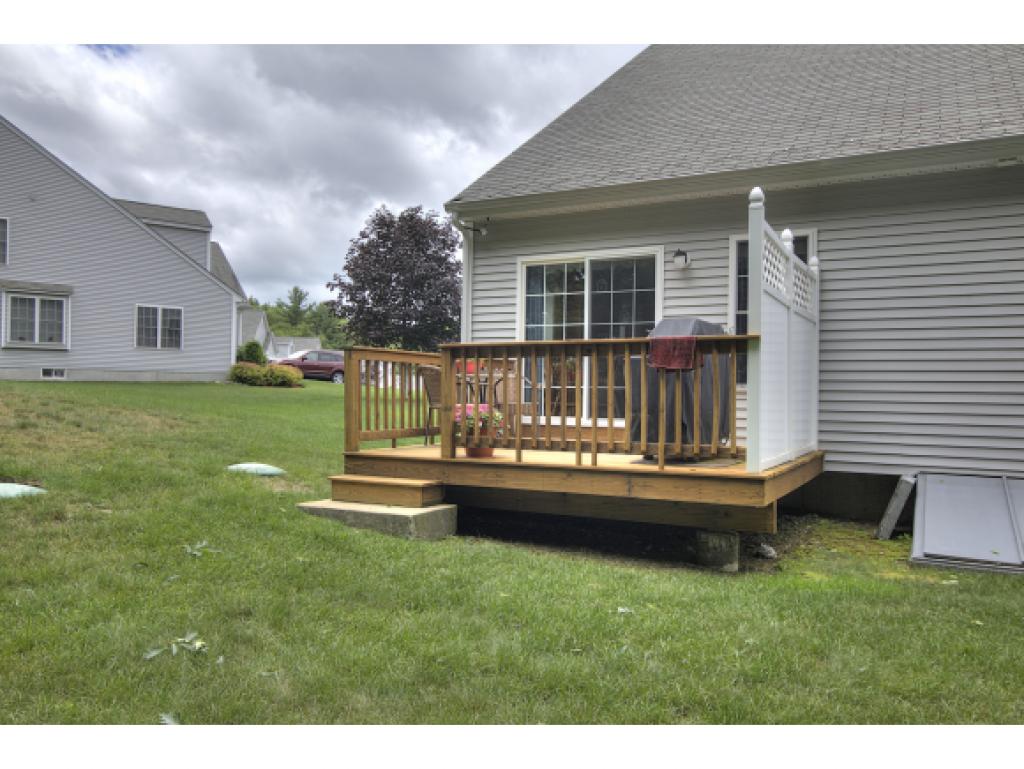 42 Hadleigh Road, Unit 42 Windham, NH 03087 - Photo 4 of 26