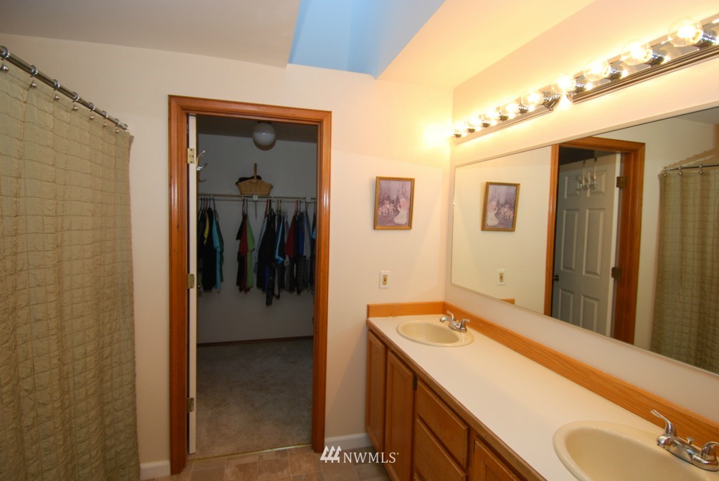617 North Waugh Road Mount Vernon, WA 98273 - Photo 22 of 25 Gallery Image 22