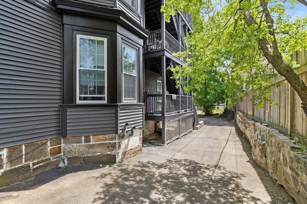 50 Perrin Street Boston, MA 02119 - Photo 32 of 35