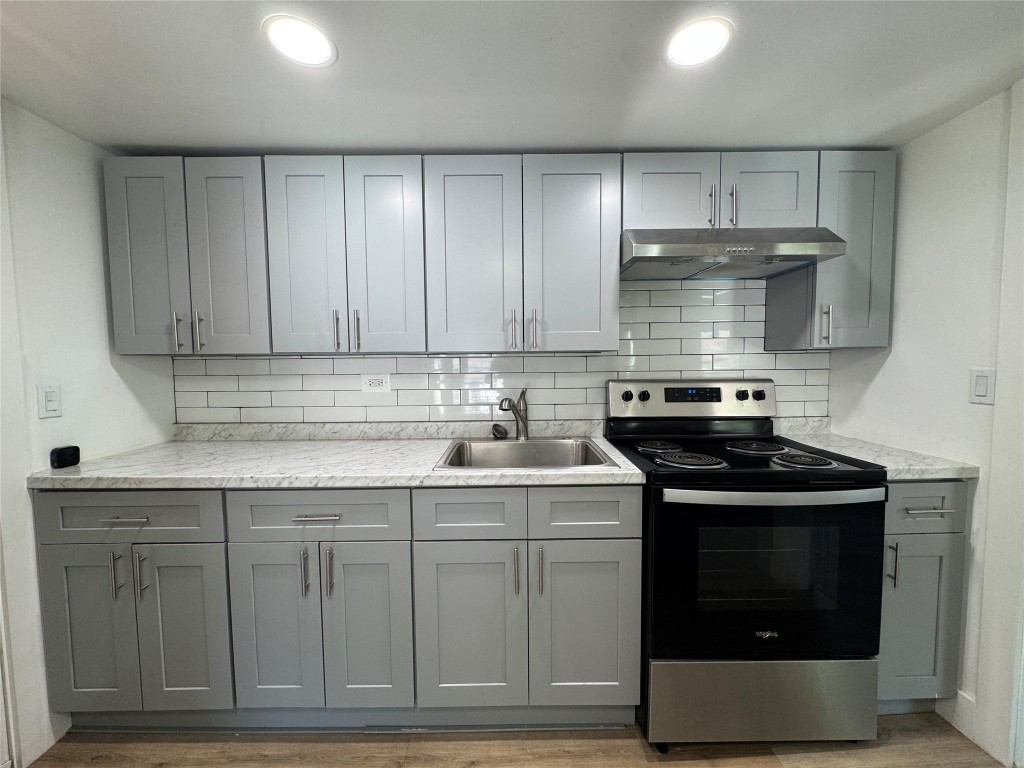 5 Alfred Street, Unit 2 Binghamton, NY 13903 - Photo 3 of 10