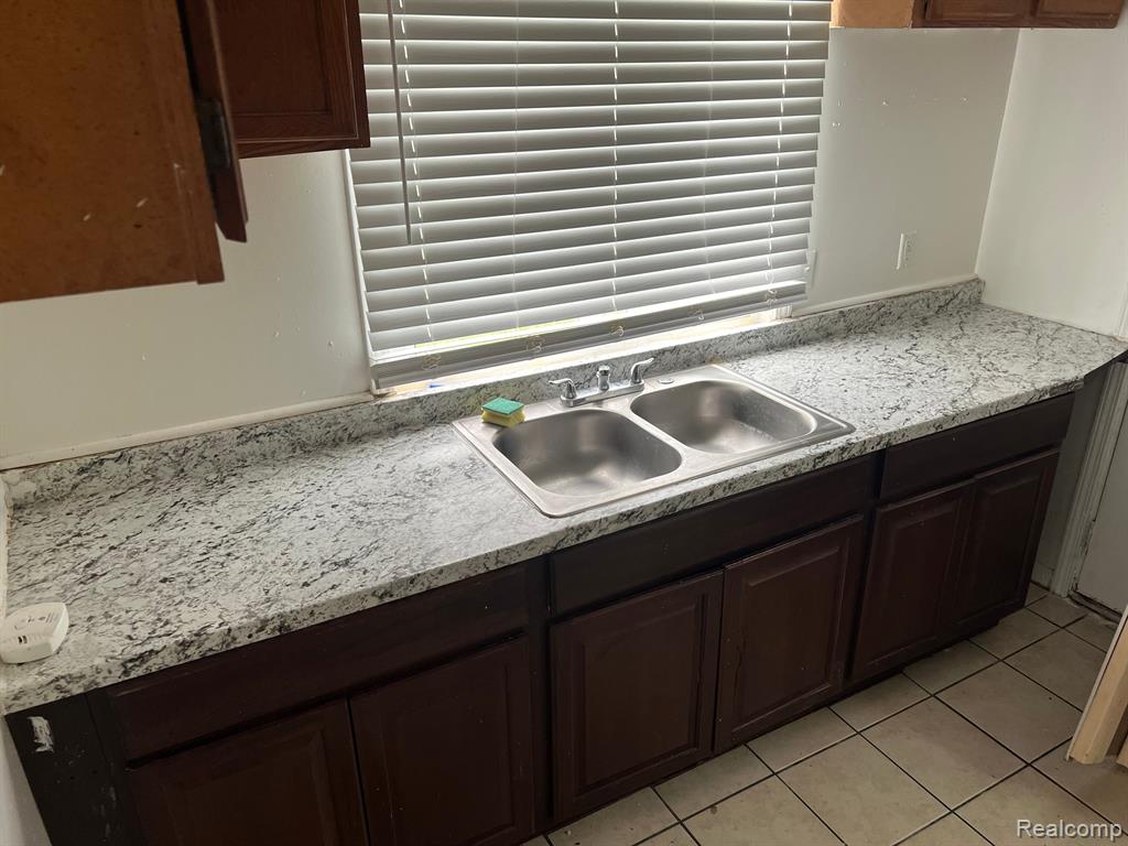3756 Ash Street Inkster, MI 48141 - Photo 9 of 18