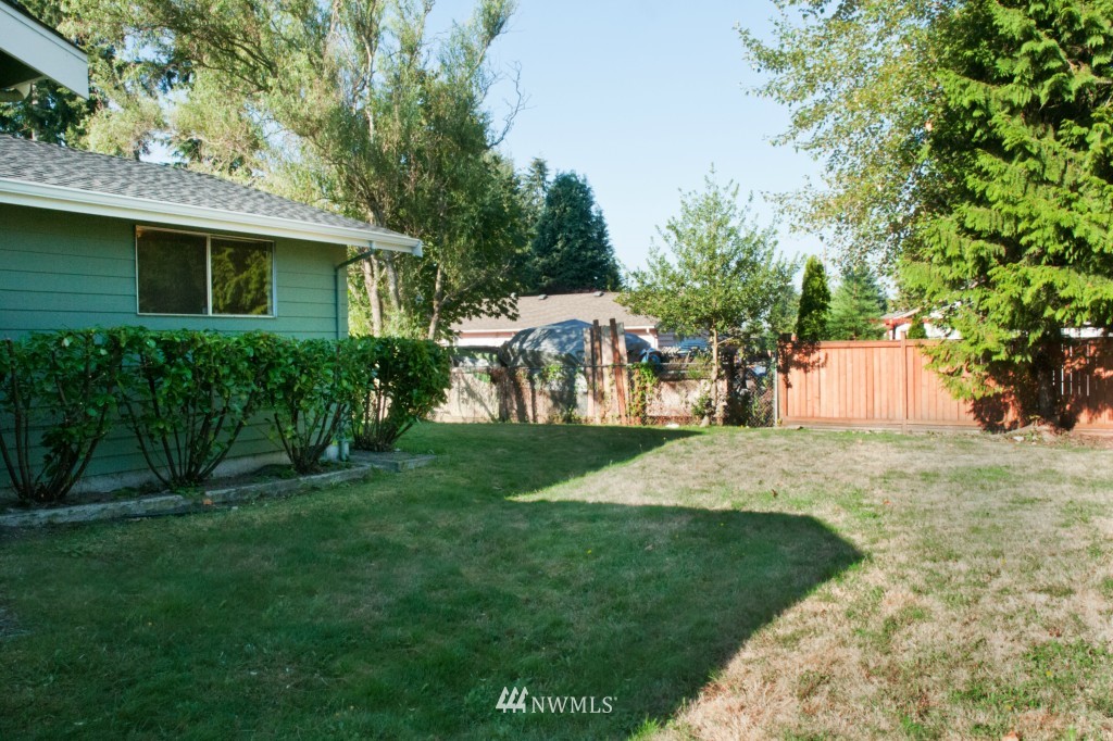 675 Redmond Avenue Northeast Renton, WA 98056 - Photo 11 of 12 Gallery Image 11