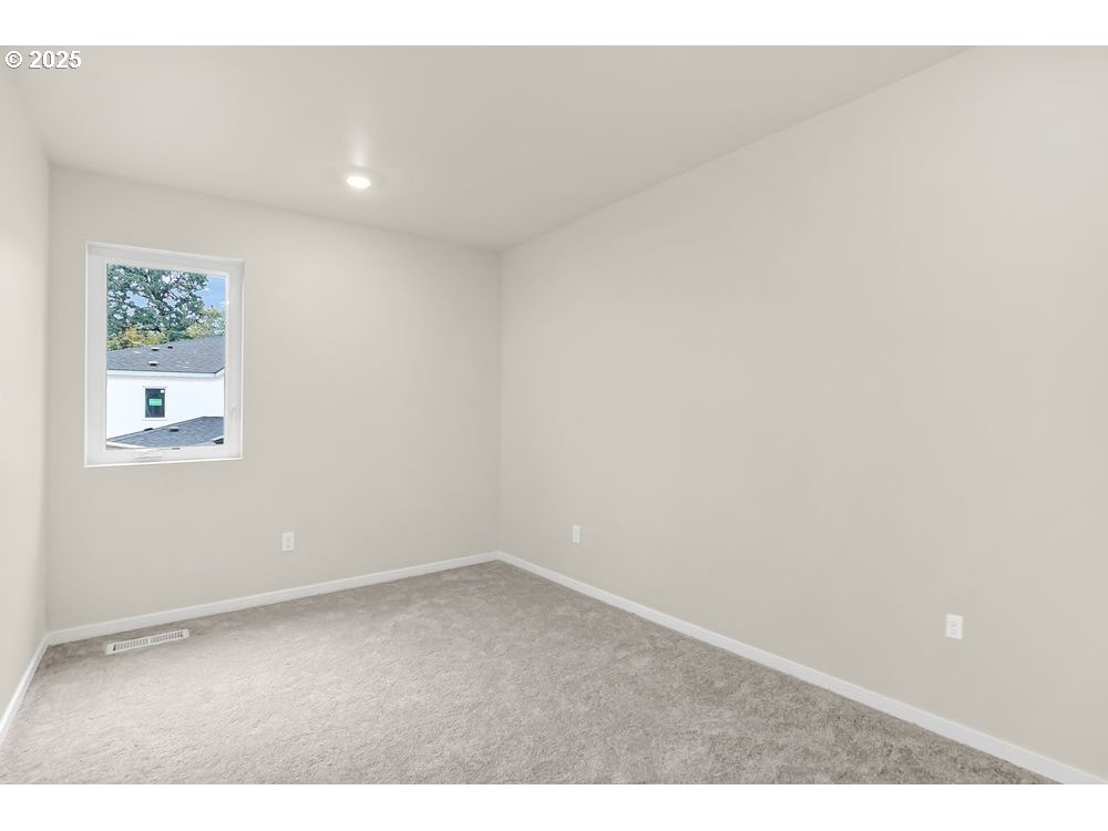 430 Southwest 32nd Street Battle Ground, WA 98604 - Photo 12 of 15 a view of an empty room