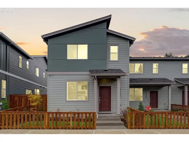 $488,999 | 430 Southwest 32nd Street, Battle Ground, WA 98604