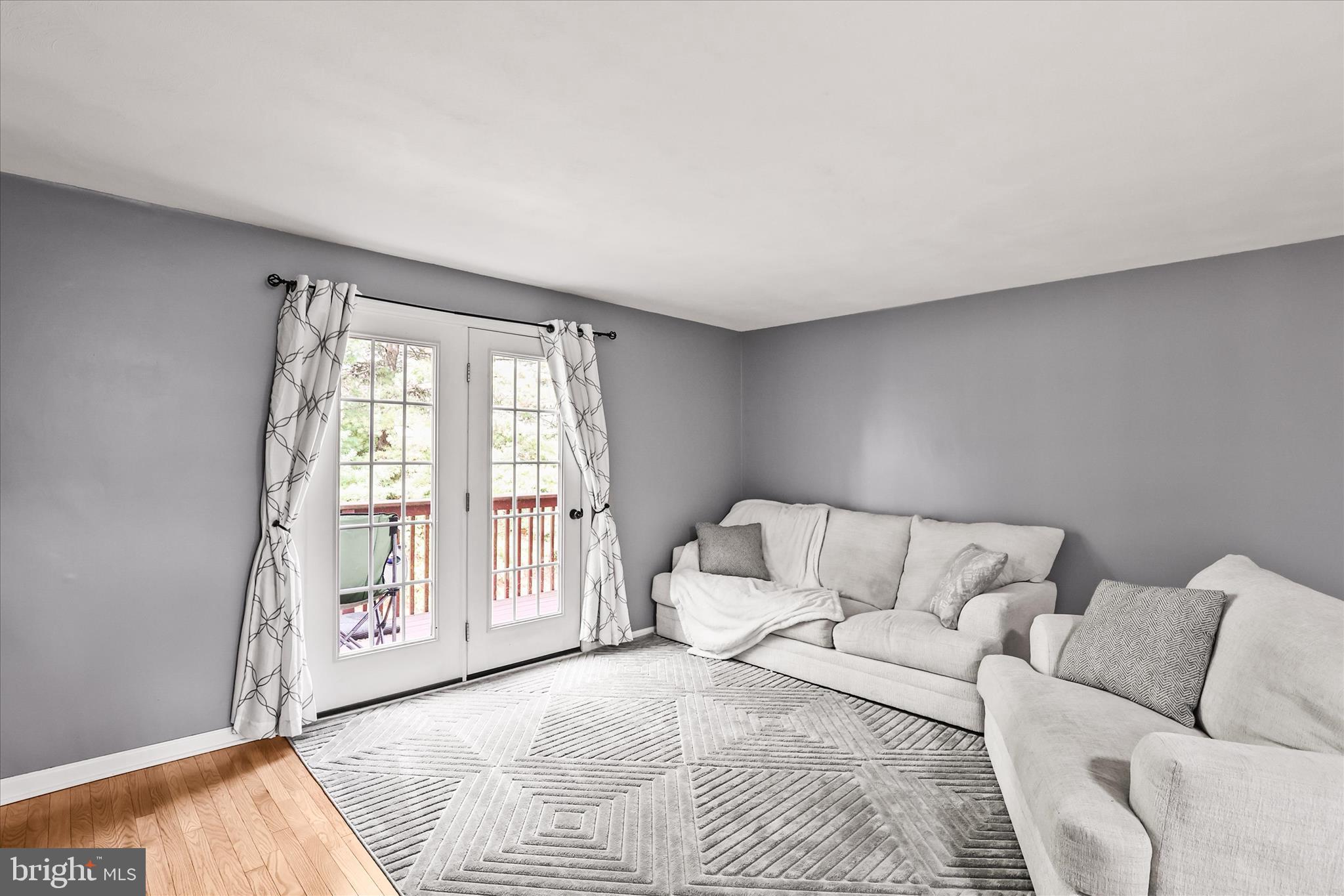 451 Weldon Drive, Unit 451 York, PA 17404 - Photo 4 of 38 a living room with furniture and a window